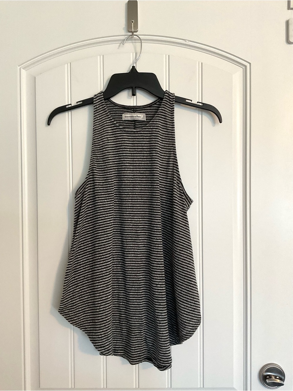 Abercrombie & Fitch Women’s Racerback Black and Grey Striped Tank Size Medium - Picture 3 of 8